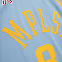 Mitchell & Ness Kobe Bryant Powder Blue Los Angeles Lakers 2001/02 Hardwood Classics Authentic Player Jersey – view 4