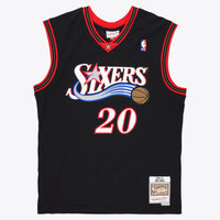 Philadelphia 76ers jersey – view 2