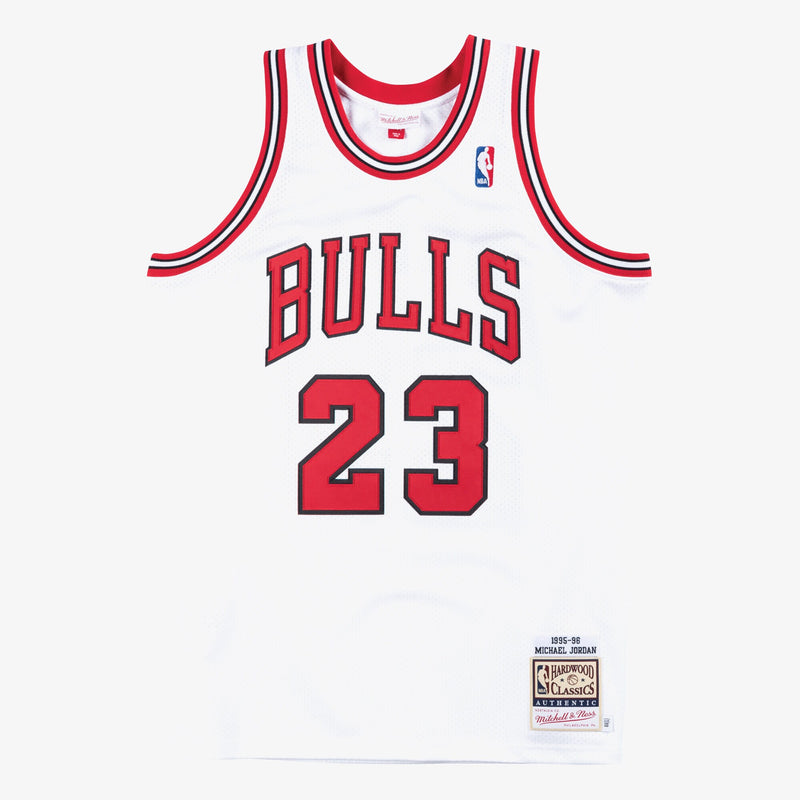 Chicago Bulls jersey – view 1